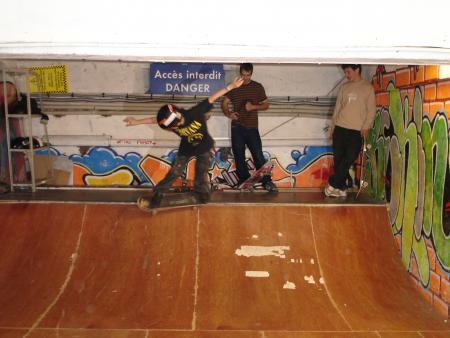 tribute ! skate shop !!!